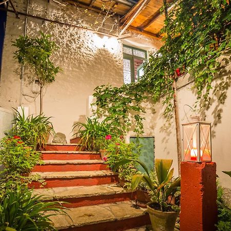Stone City Hostel Gjirokaster Ngoại thất bức ảnh