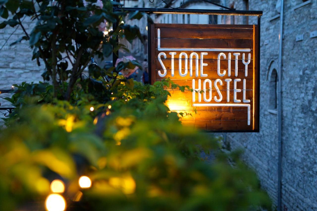 Stone City Hostel Gjirokaster Ngoại thất bức ảnh