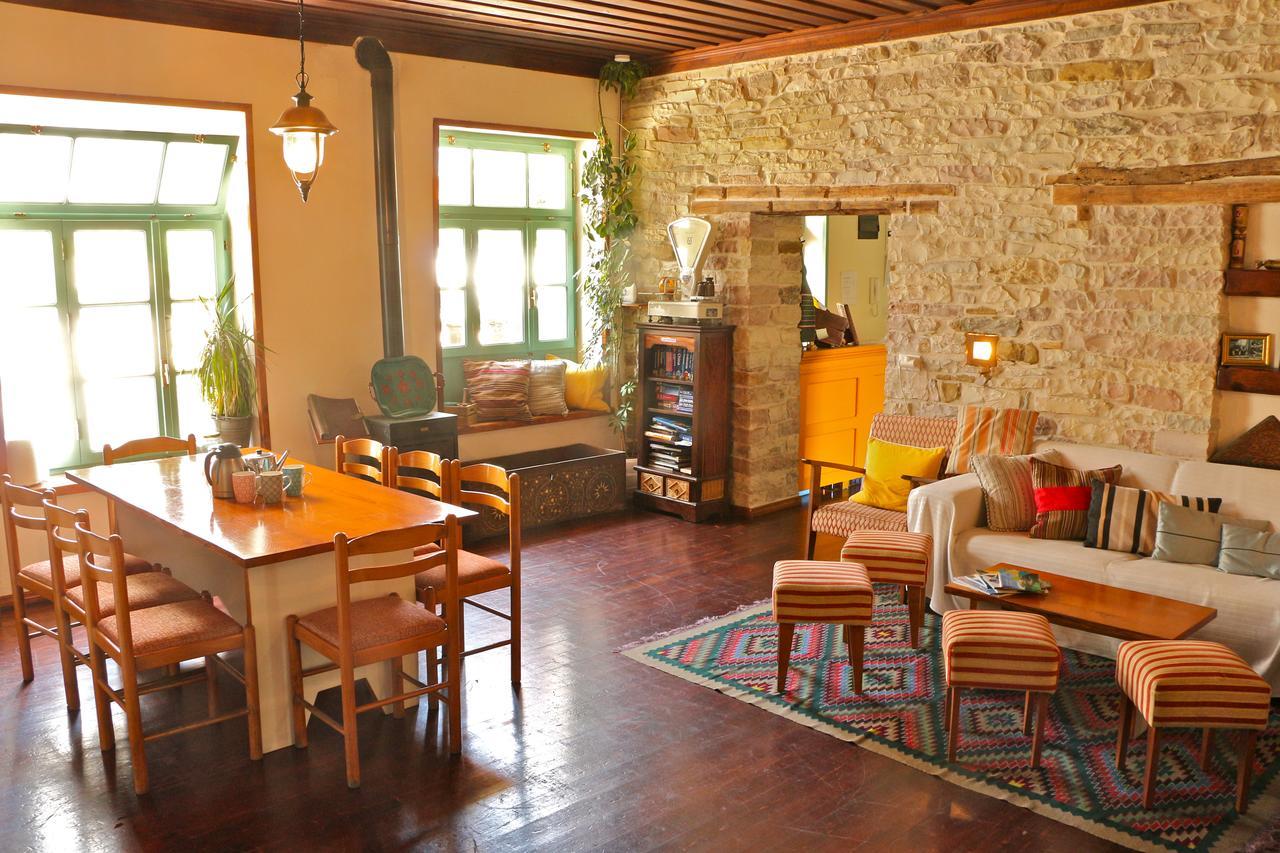 Stone City Hostel Gjirokaster Ngoại thất bức ảnh