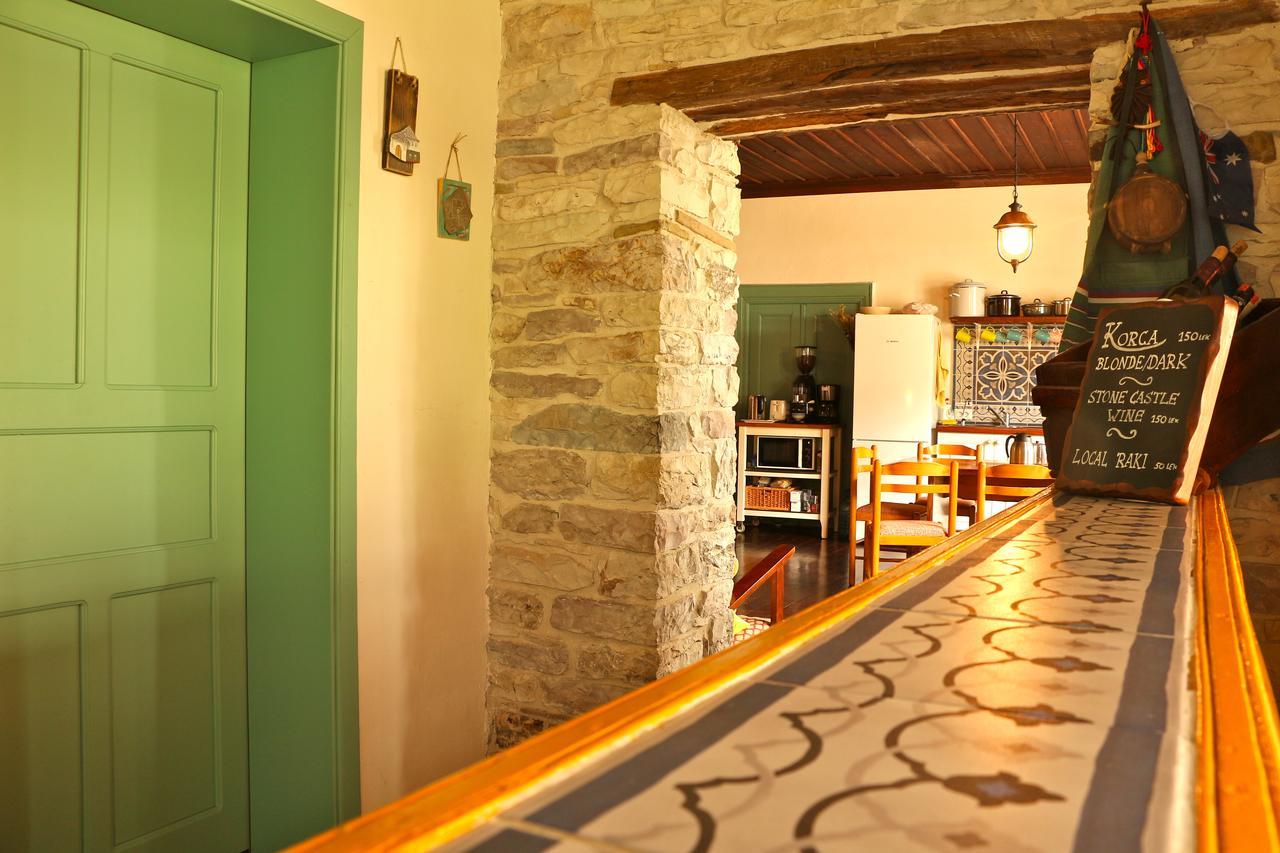 Stone City Hostel Gjirokaster Ngoại thất bức ảnh